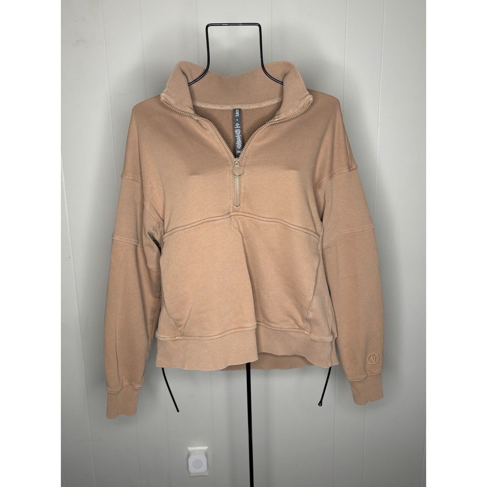 Vuori Women's Medium Quarter Zip Fleece Pullover Sweatshirt Tan Beige